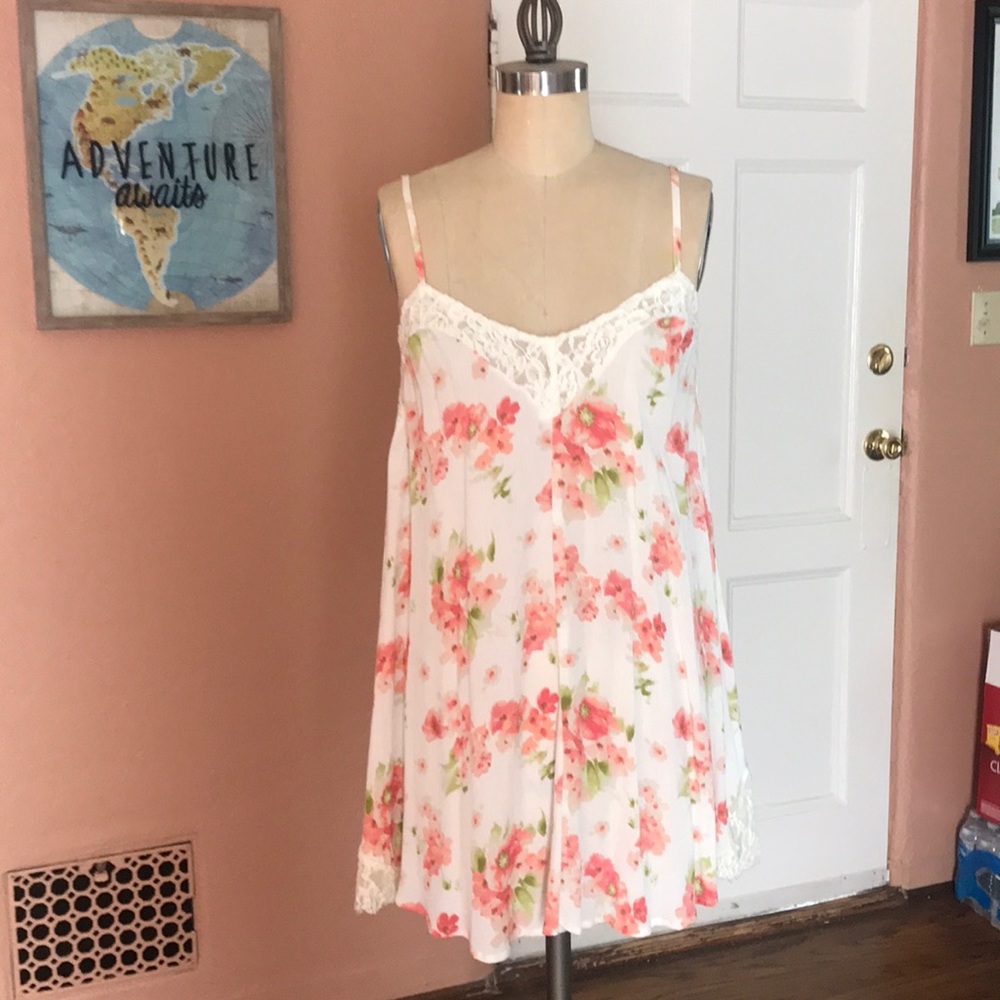 Floral Dress Hollister Size Small